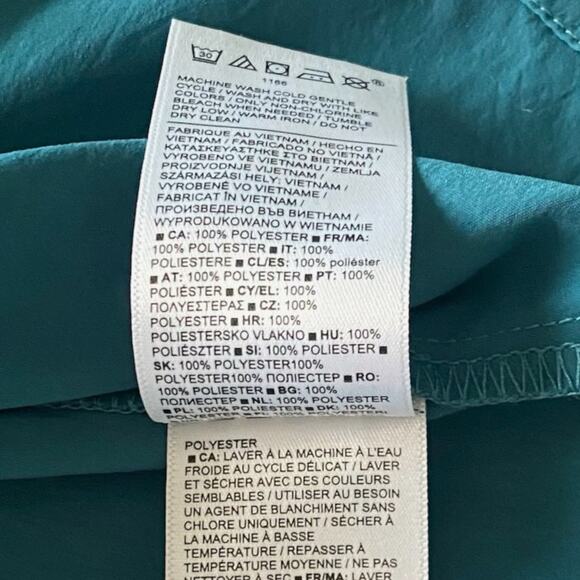 Athleta Women's Plus Levitate Poplin Collard Button Down Top Borealis Green - 1X - Picture 11 of 13